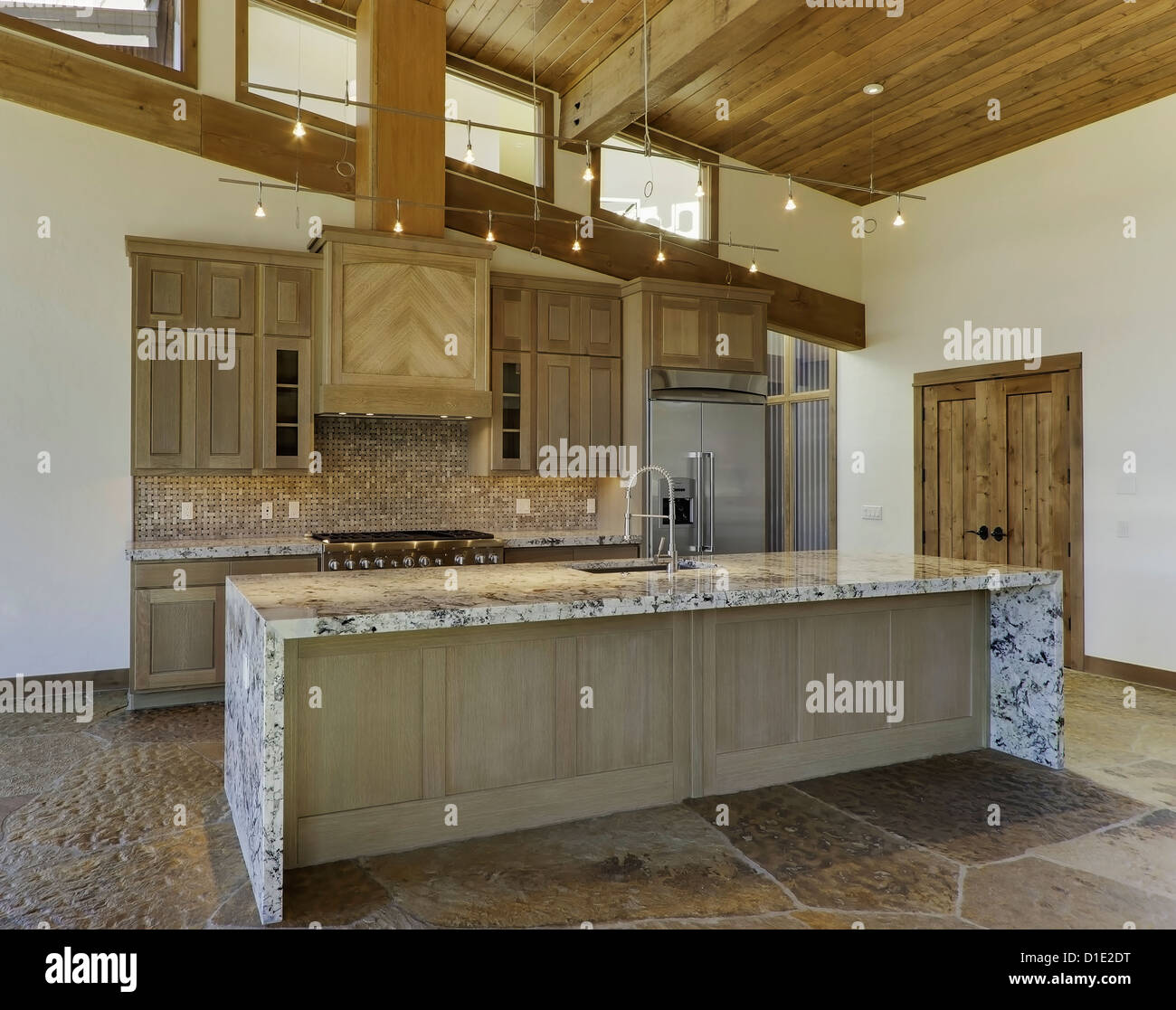 Large open kitchen Stock Photo - Alamy