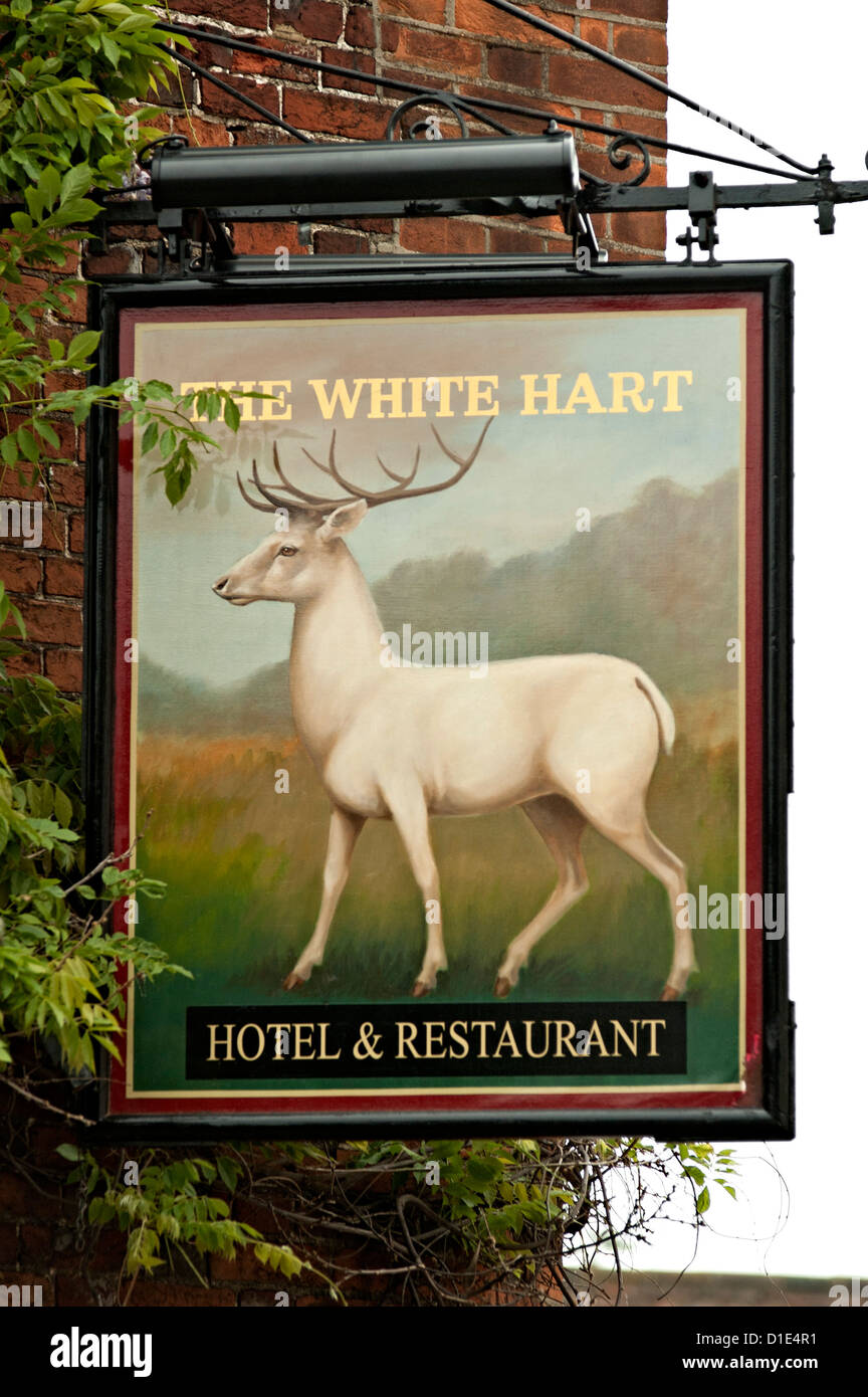 The white hart pub hires stock photography and images Alamy