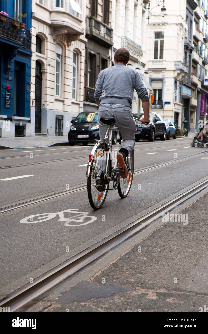 Cycling in Brussels: Combined tram line, car lane, and bike lane on  Brussels Chaussee de Charleroi, Brussels Stock Photo - Alamy