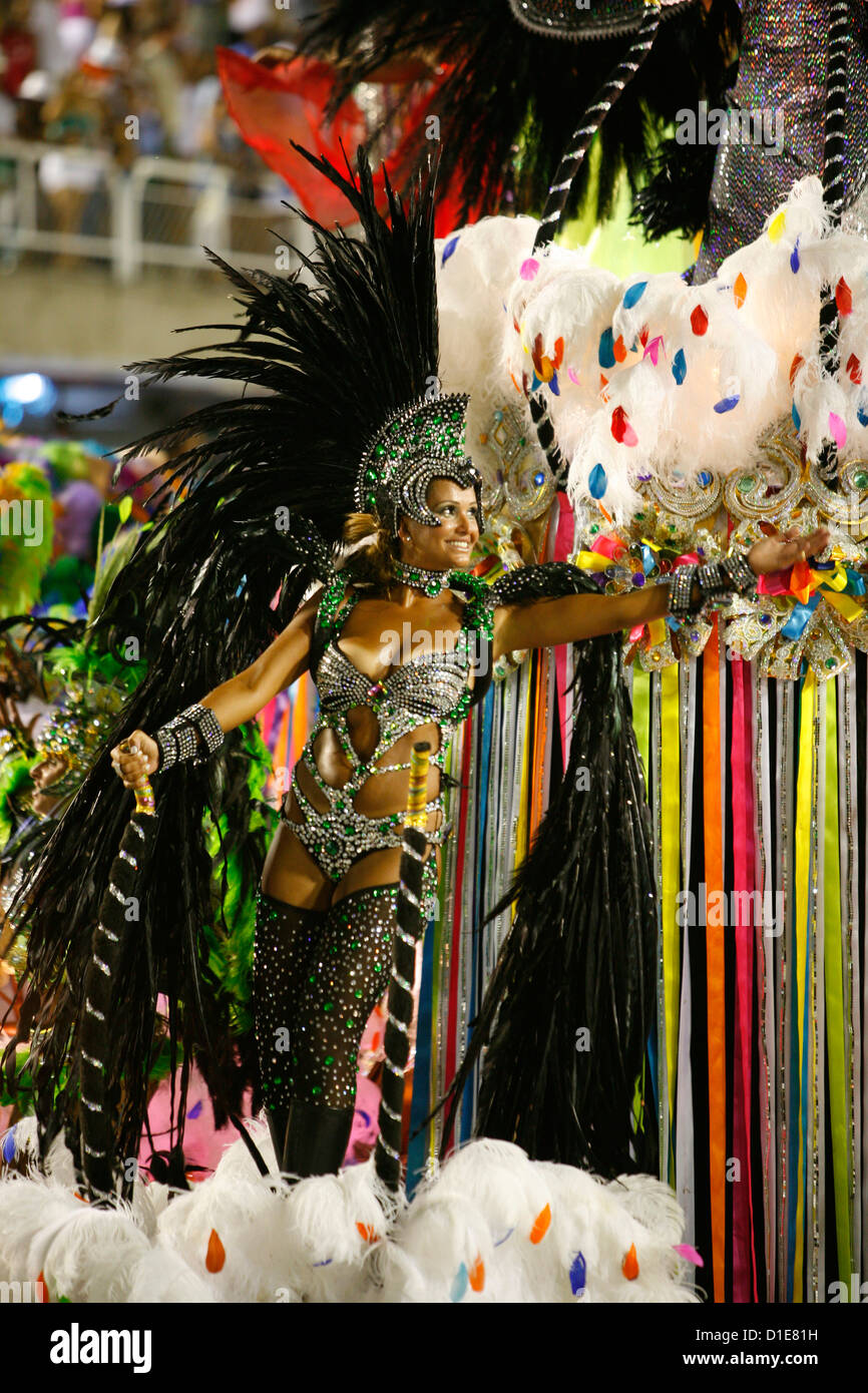 Woman rio carnival hi-res stock photography and images - Alamy