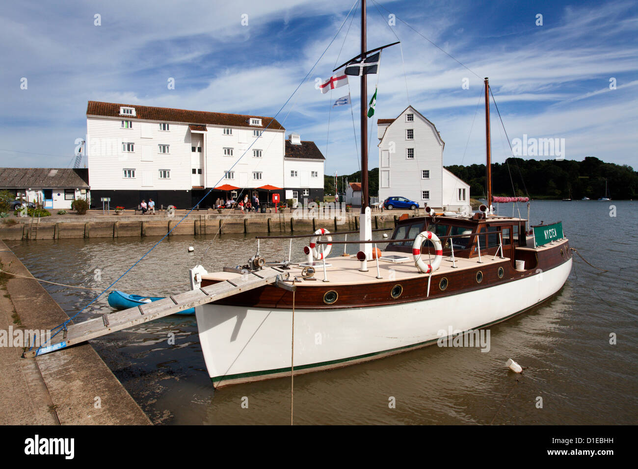 yacht brokers woodbridge suffolk