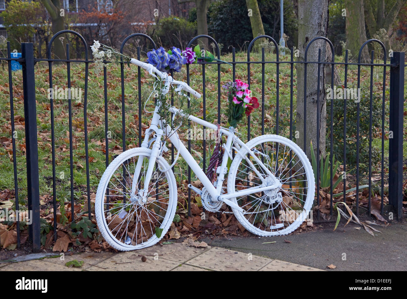 London, Deptford    A 'ghost bike' at the scene of a fatal road accident Stock Photo