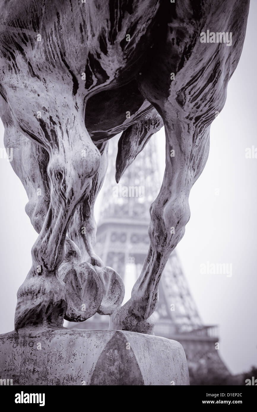 Eiffel tower beyond the equestrian statue at Pont Bir Hakeim by Dutch sculptor Wederlink, Paris France Stock Photo
