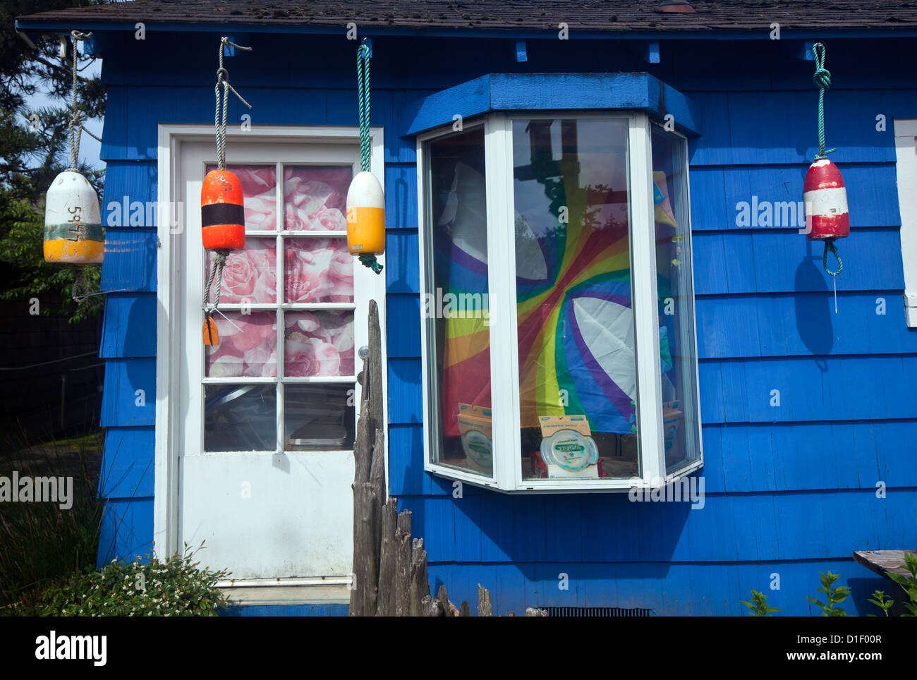 Cannon beach oregon town hires stock photography and images Alamy
