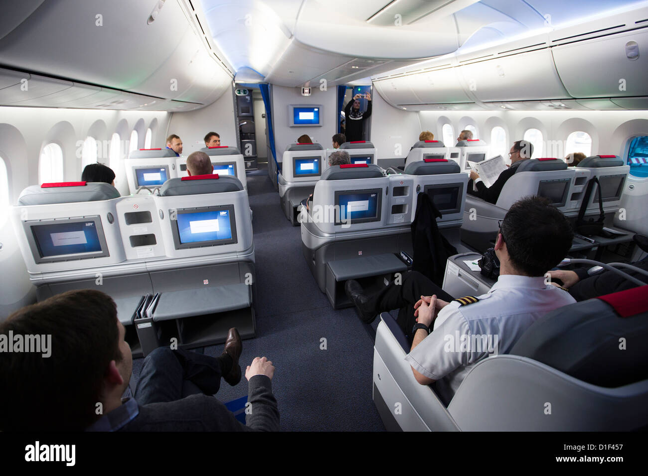 Interior Boeing 787 Dreamliner Stock Photo 52578323 Alamy