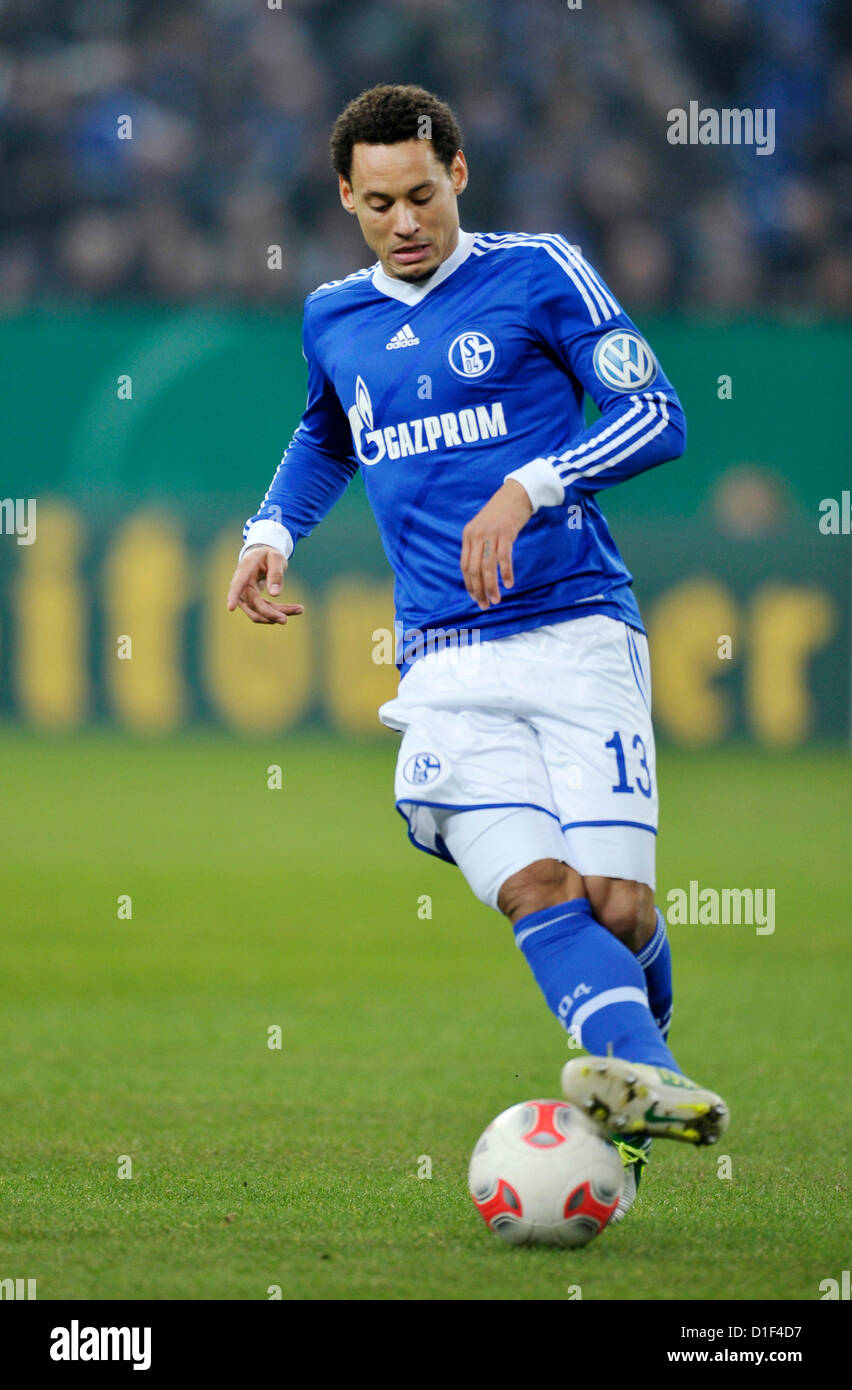 Veltins arena jermaine jones hi-res stock photography and images - Alamy