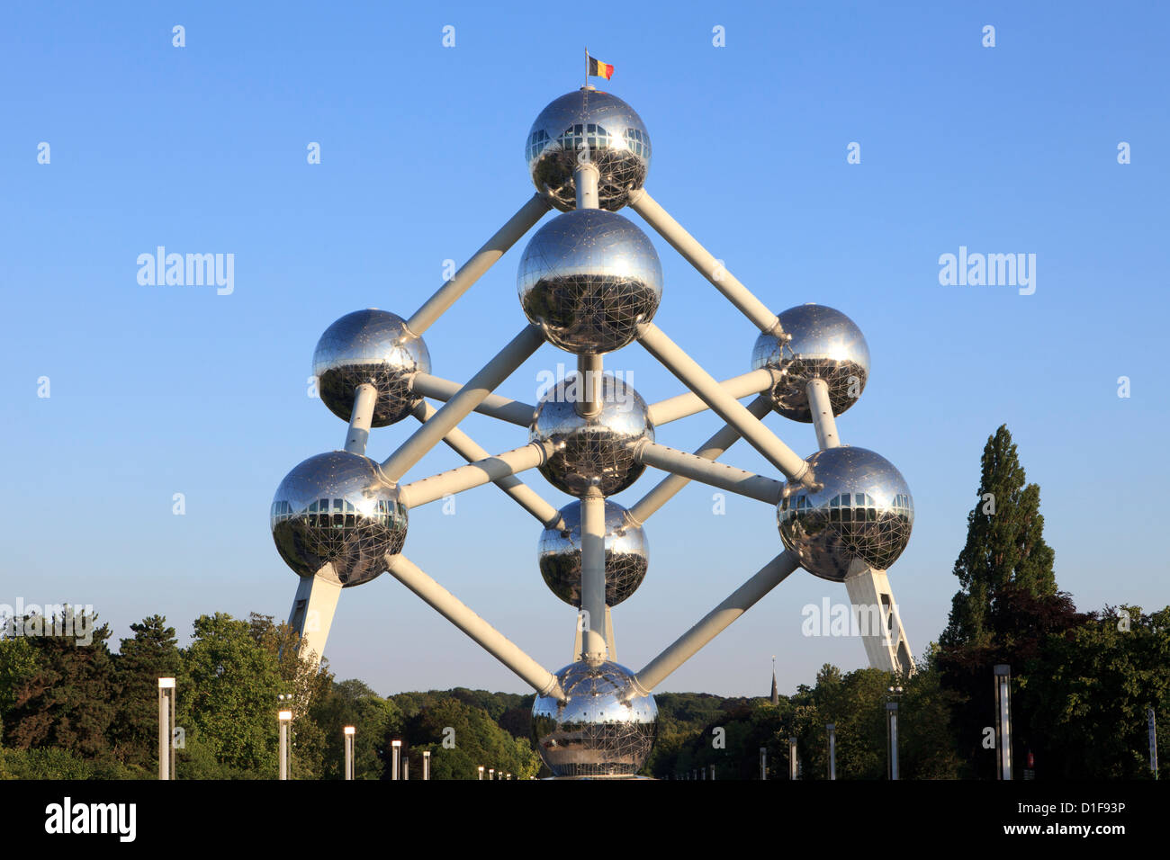 Balls of the atomium monument in brussels hi-res stock photography and ...
