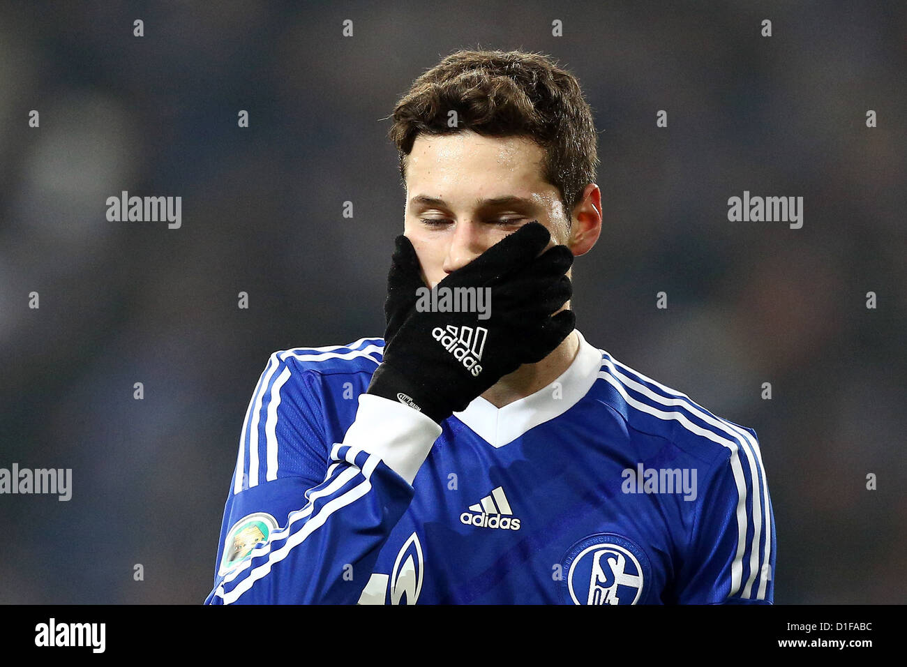 Schalke's Julian Draxler plays during a German Bundesliga match of FC