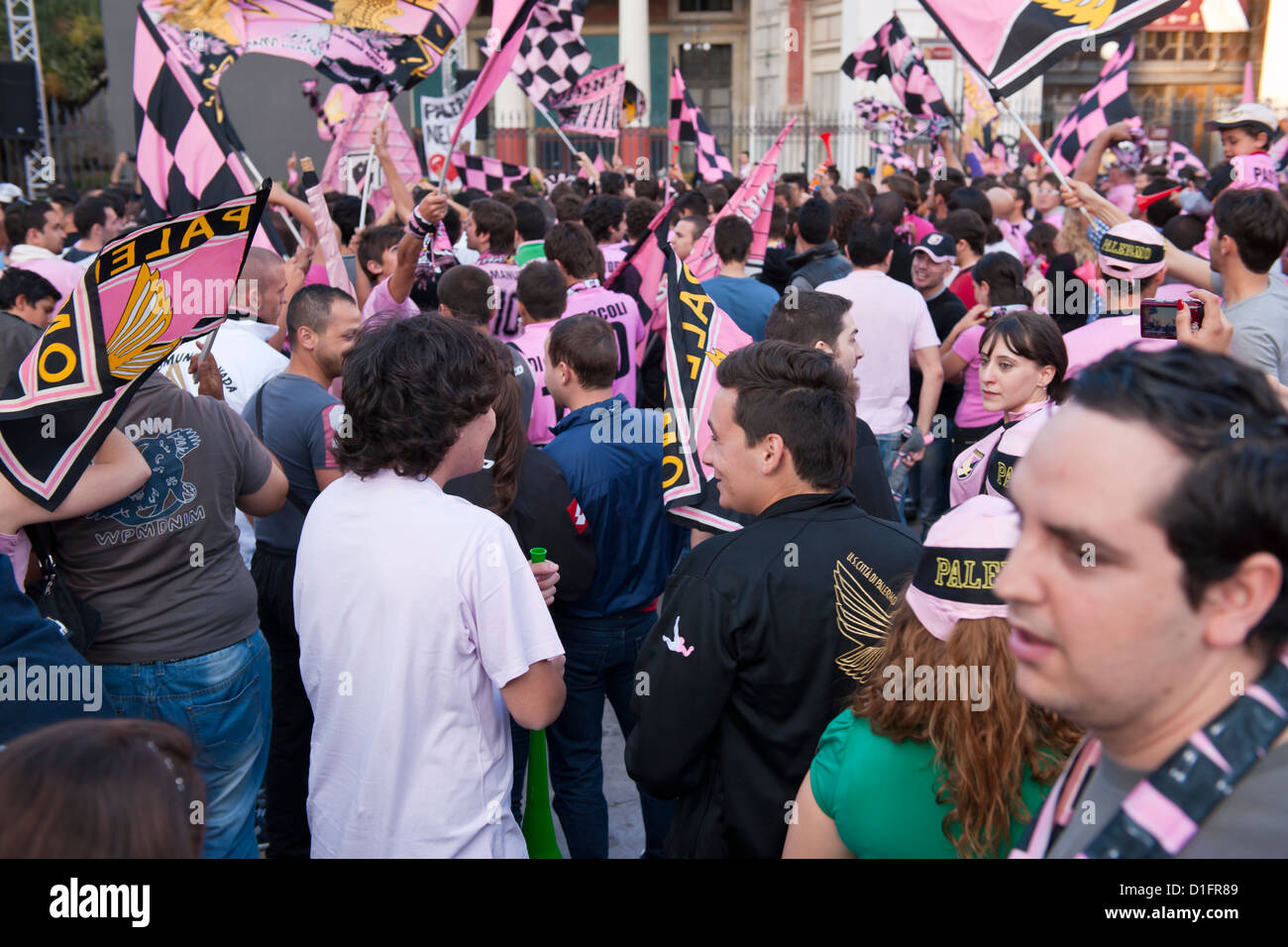 Fans of Palermo Football Club show their colors on game day, Palermo Stock  Photo - Alamy