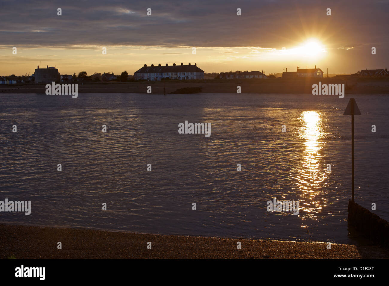Felixstowe Ferry Village Hi res Stock Photography And Images Alamy felixstowe-ferry-village-hi-res-stock-photography-and-images-alamy