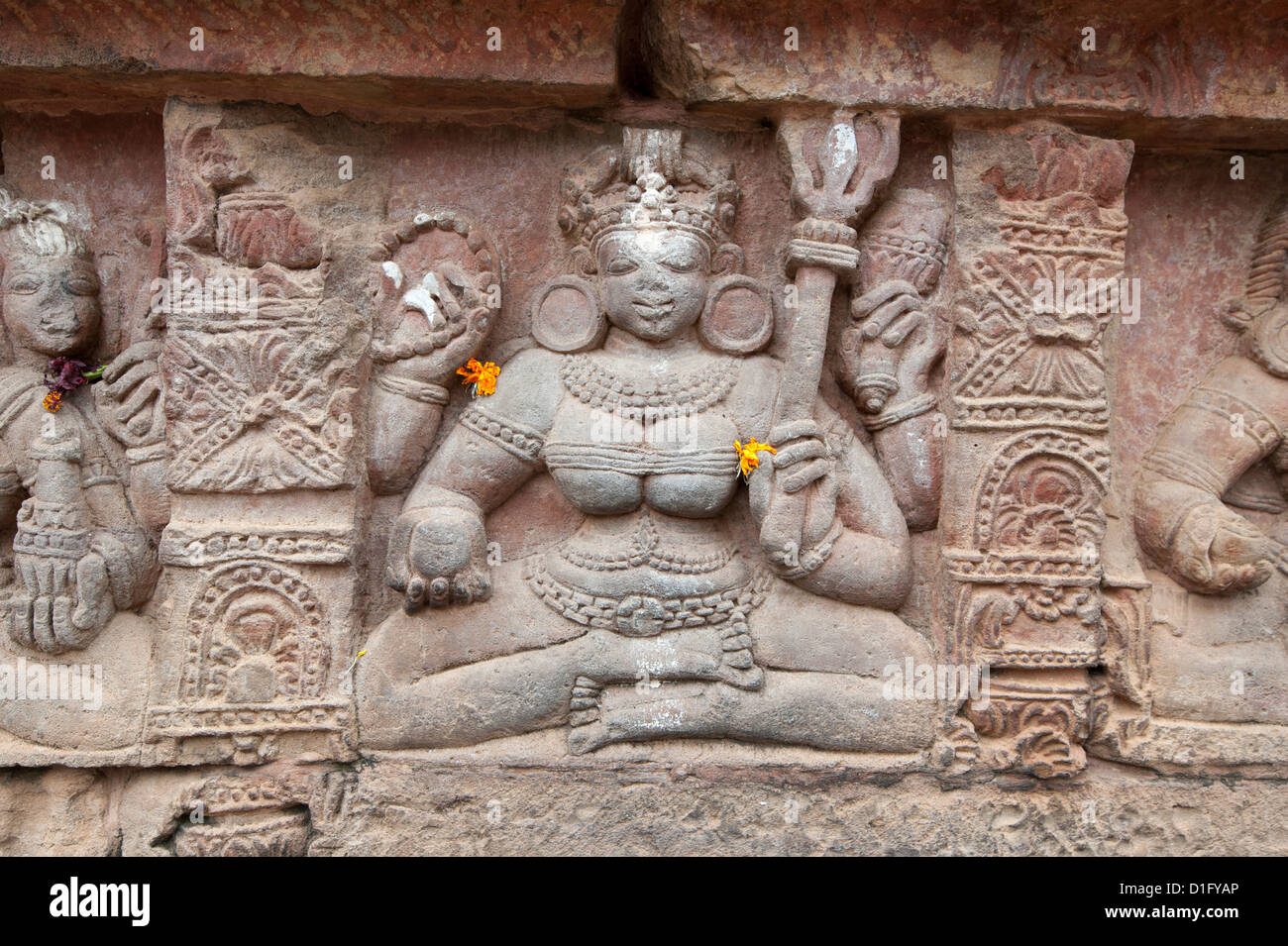 Carving on the wall of the  ornately carved Parasurameswar Hindu temple dedicated to Lord Shiva, Bhubaneshwar, Orissa, India Stock Photo