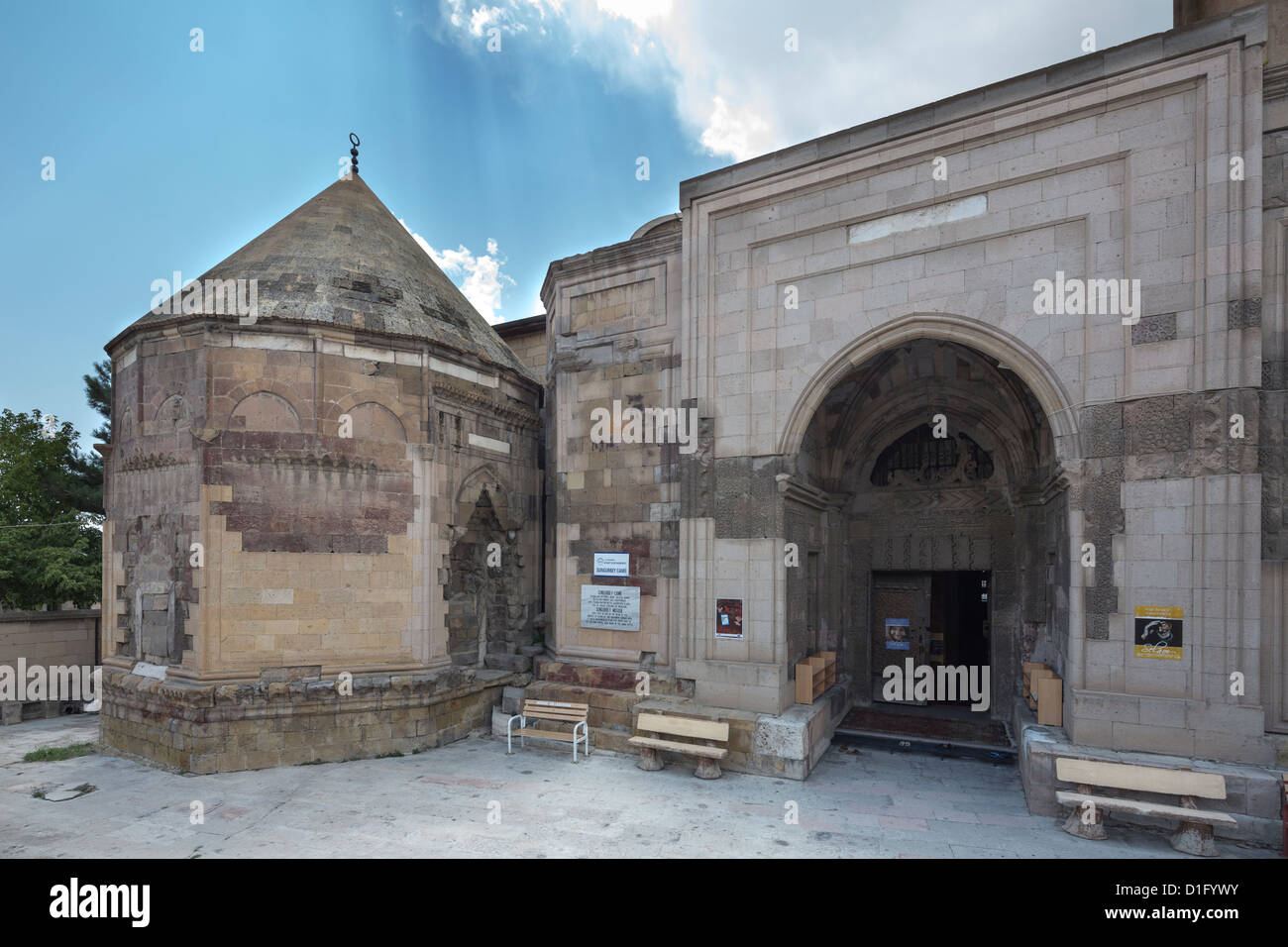 exterior with mausoleum, Süngür Bey Mosque, Nigde, Anatolia, Turkey Stock Photo