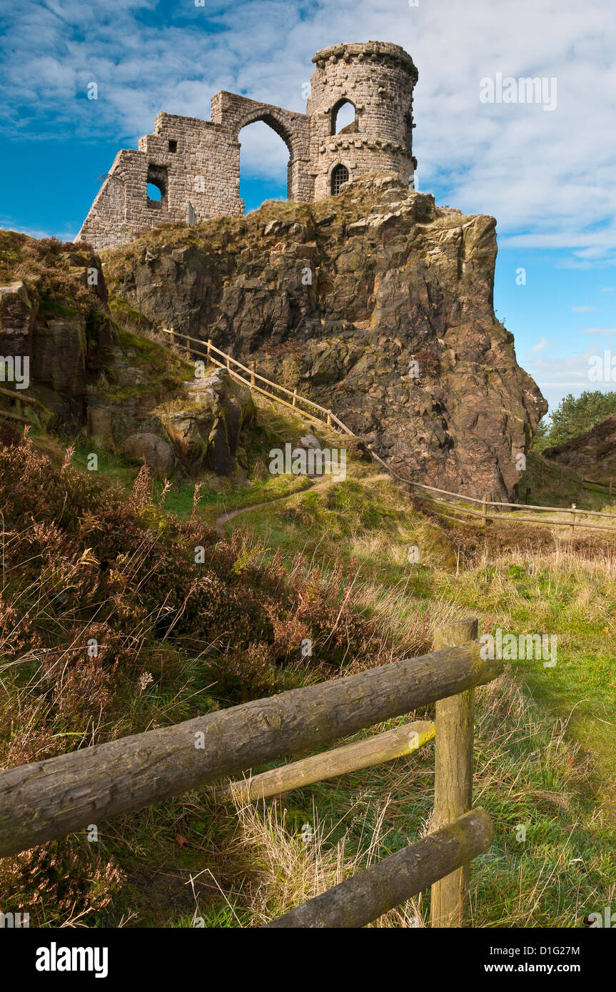 Ruined castle on a rock hires stock photography and images Alamy