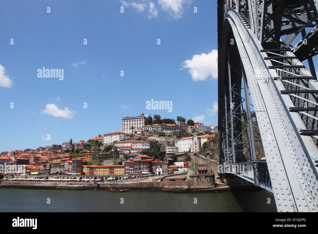 The Dom Luis I Bridge spans the River Douro to the Ribeira District UNESCO World Heritage Site, Porto, Douro, Portugal, Europe Stock Photo