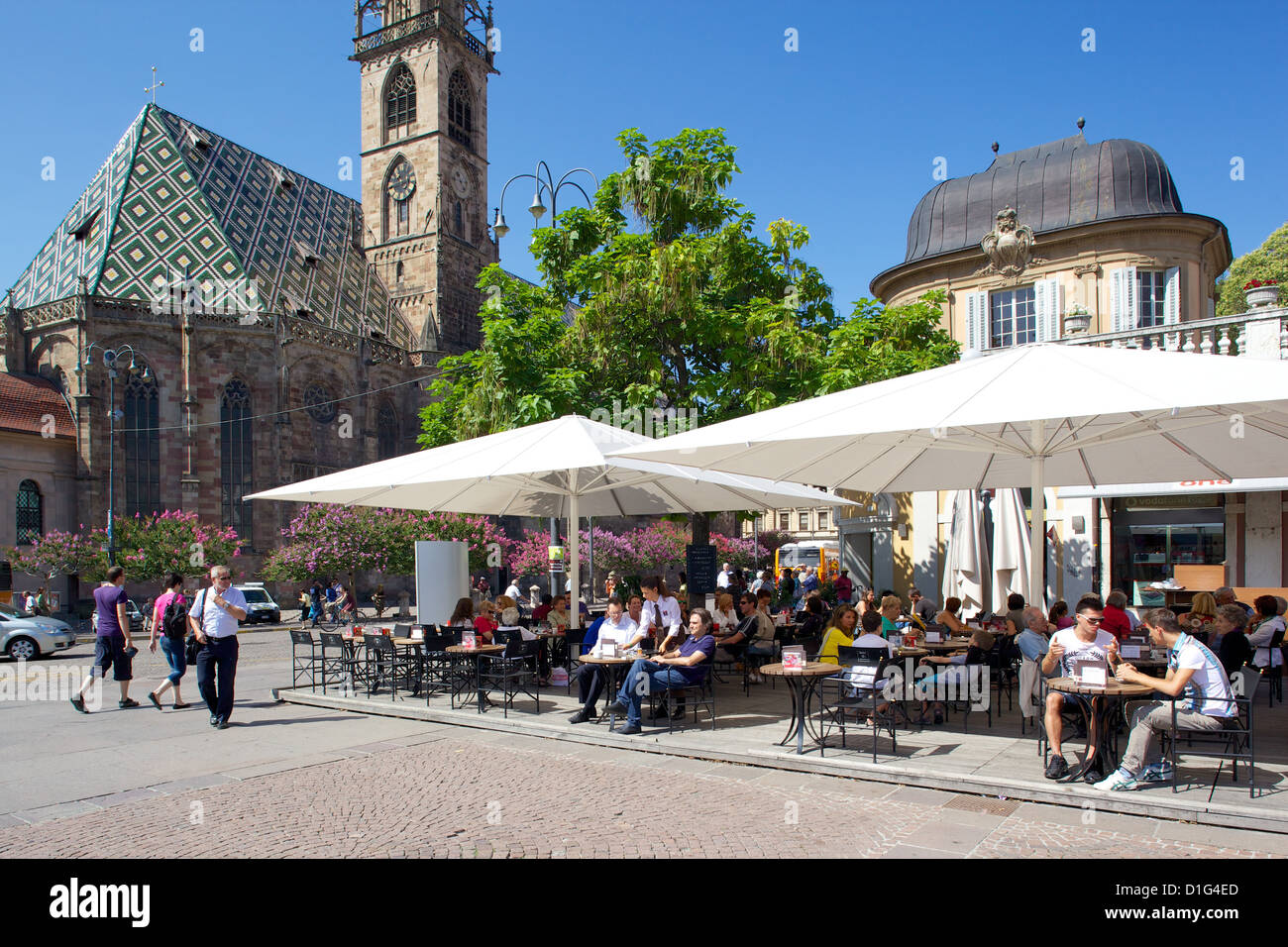 Cafe and Duomo, Walther Platz, Bolzano, Bolzano Province, Trentino-Alto Adige, Italy, Europe Stock Photo
