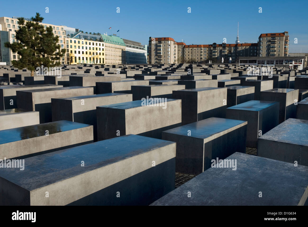 Denkmal fur die ermordeten Juden Europas (Monument to the murdered Jews of Europe) (Holocaust Memorial), Berlin, Germany, Europe Stock Photo