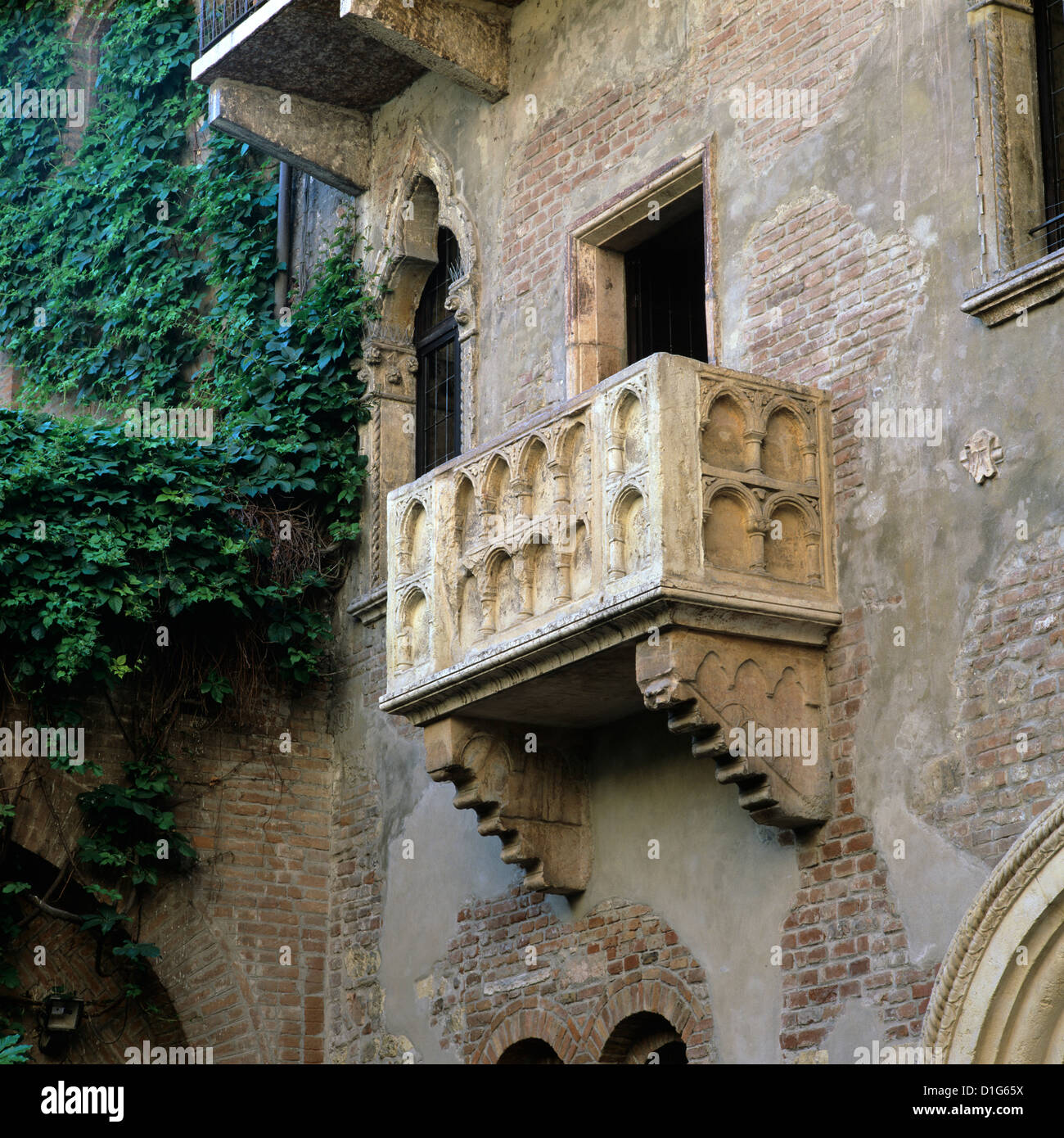 Juliet's balcony, Verona, UNESCO World Heritage Site, Veneto, Italy, Europe Stock Photo