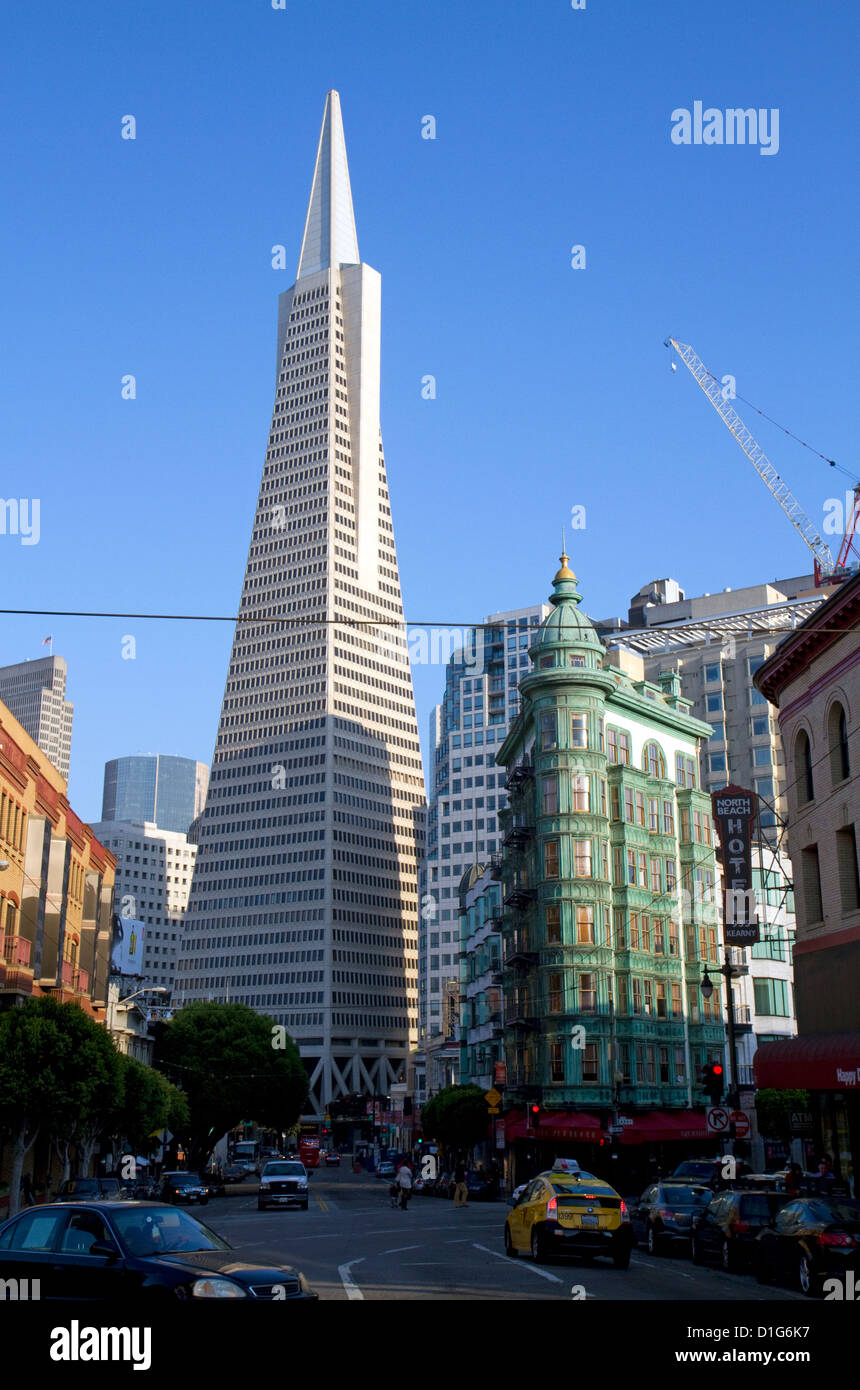 The Transamerica Pyramid skyscraper in San Francisco, California, USA. Stock Photo