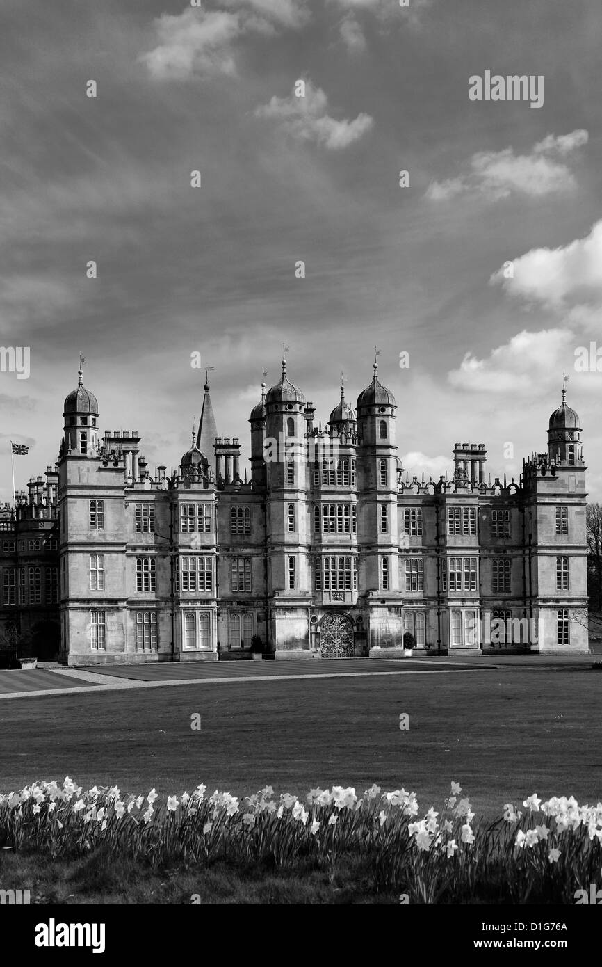 Elizabethan house exterior Black and White Stock Photos & Images - Alamy