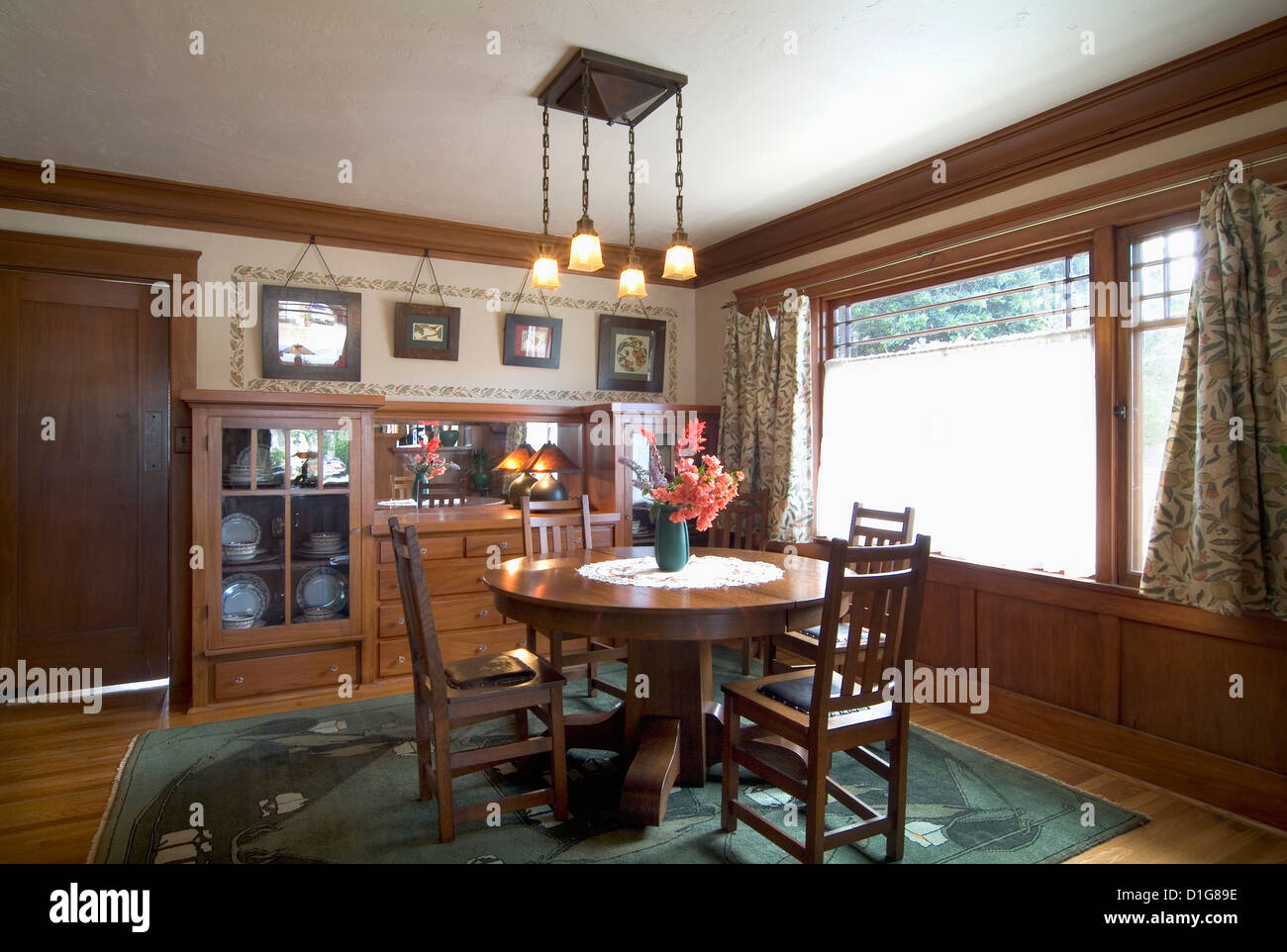 Dining Room In Bungalow Home San Diego California Usa Stock Photo Alamy