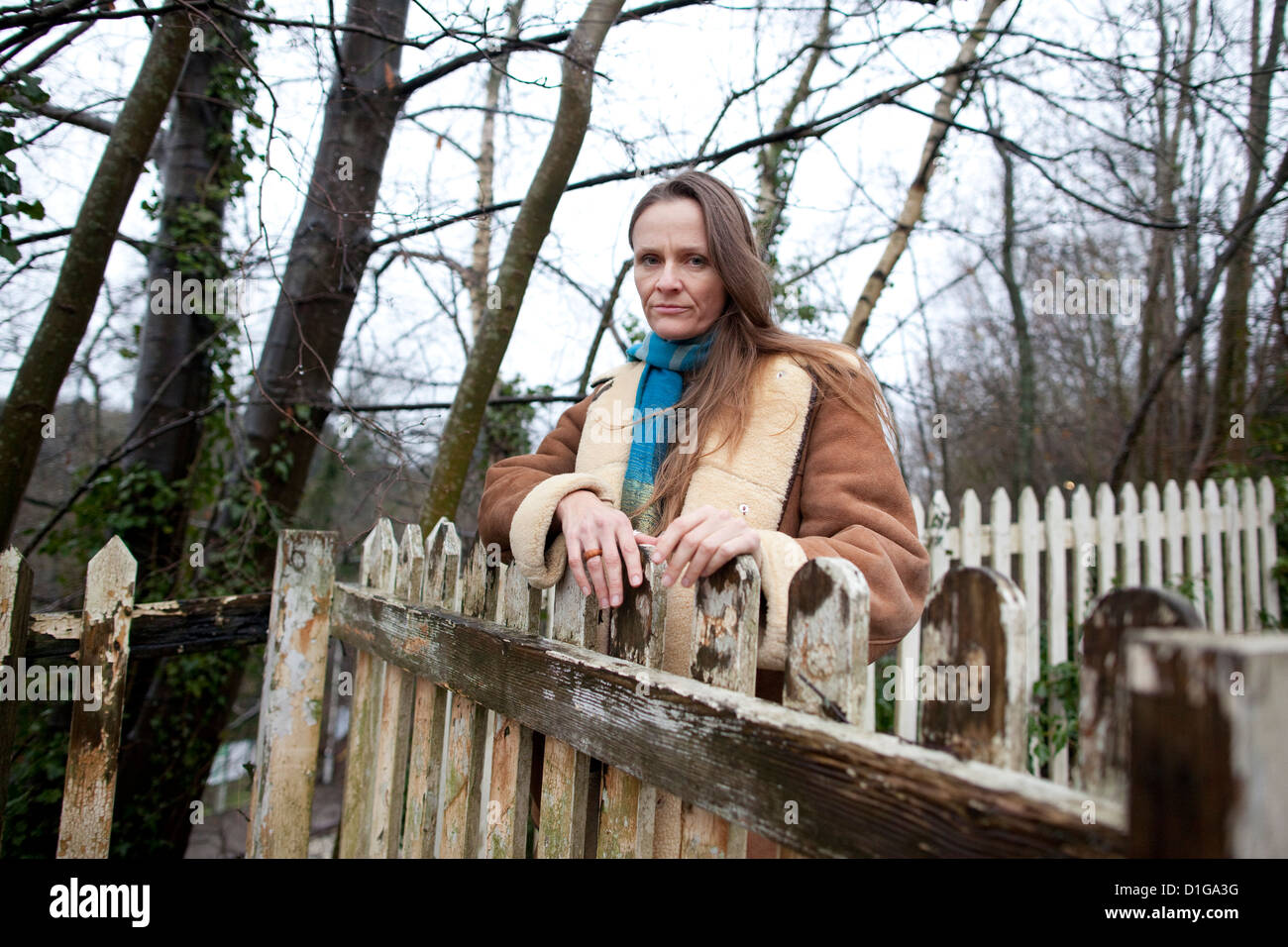 Vanessa Vine, 'No Fracking in Sussex' campaigner, photographed in Balcombe near the fracking site in Home Counties countryside. Stock Photo