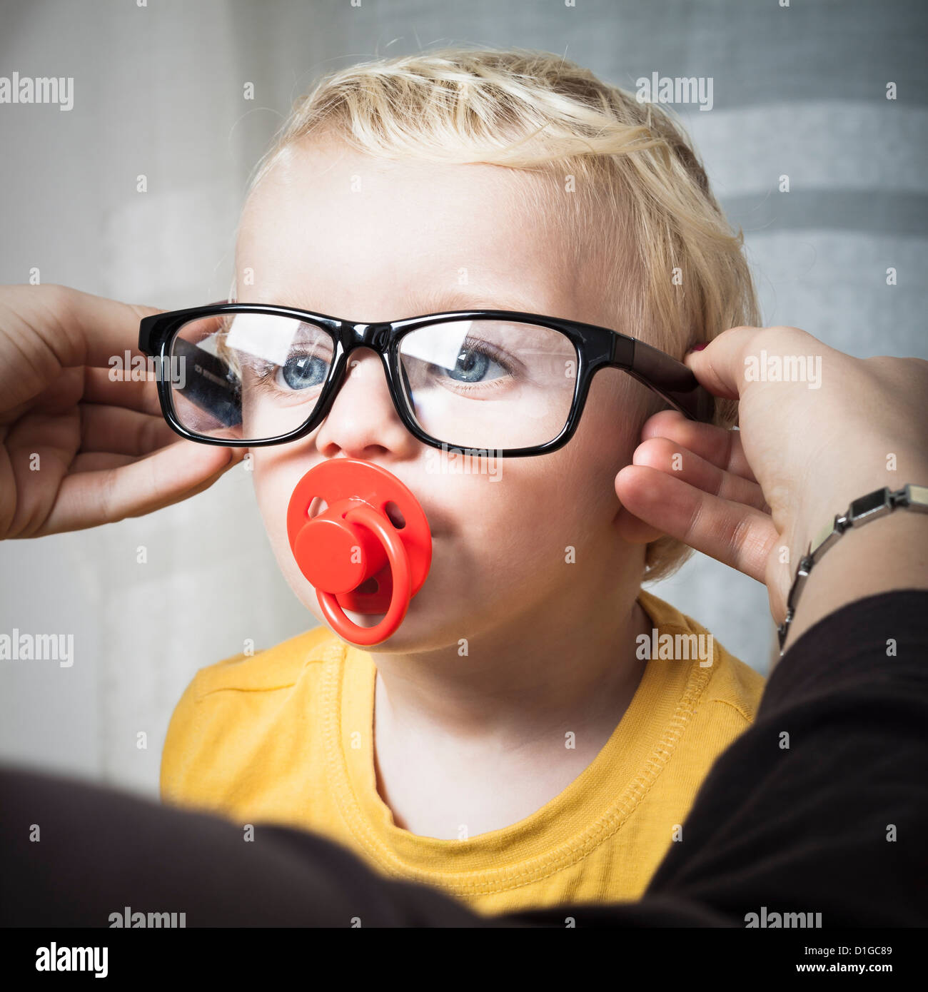 Cute Toddler Glasses : Secg Baby Toddler Cute Round Children Optical Glasses Frame Myopia Hyperopia Amblyopia Kids Frame Silicone Eyeglasses Gafas Glasses Frame Myopia Silicone Eyeglasseskids Frames Aliexpress, Designed with little explorers in mind, in styles suitable for bum shuffling, crawling and toddling around.