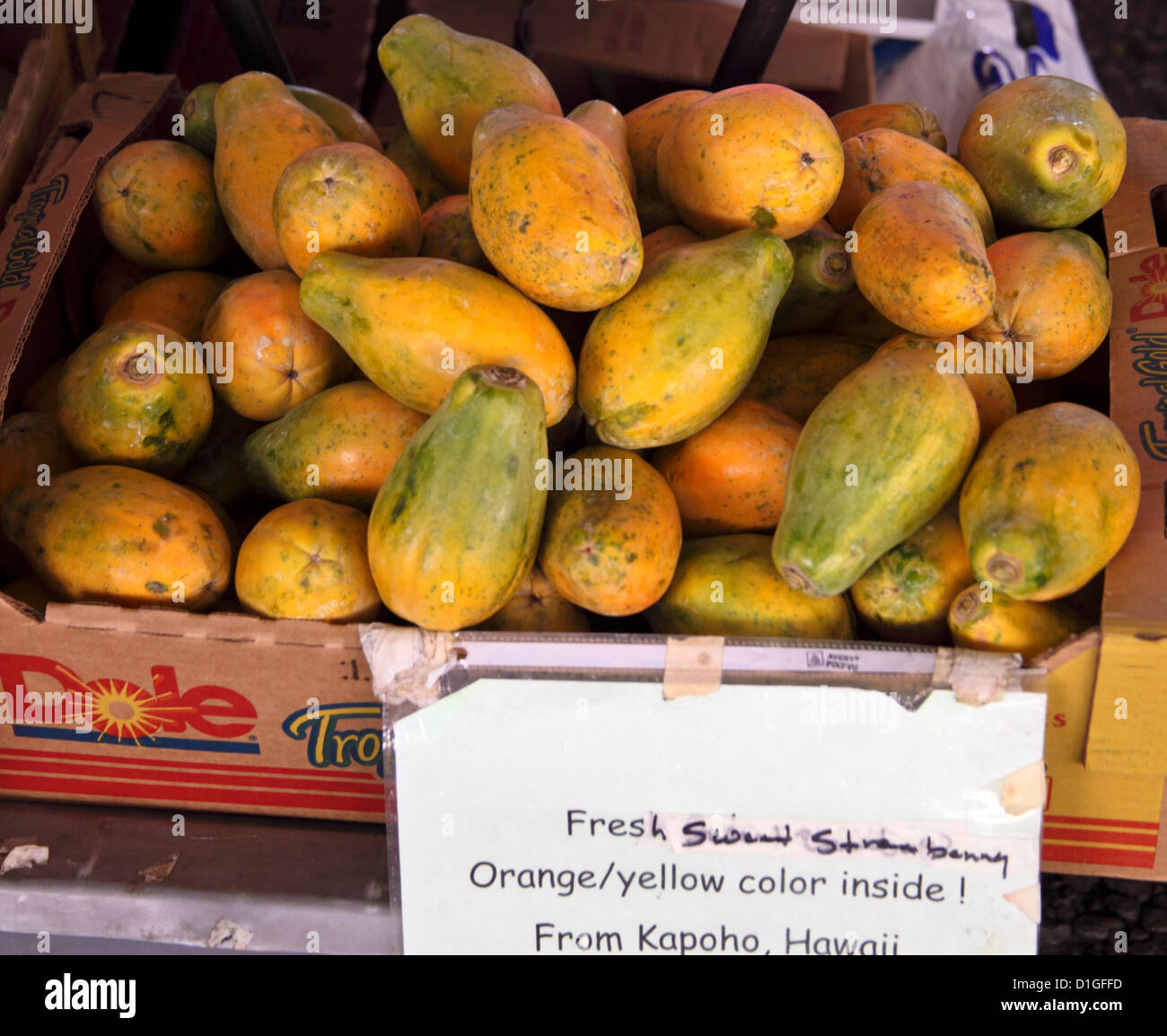 Papaya for sale at the Hilo Farmers Market Stock Photo
