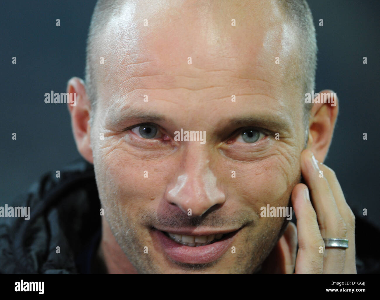 Offenbach's head coach Arie van Lent looks around before the round of the last 16 DFB Cup match between Kickers Offenbach and Fortuna Duesseldorf at Sparda-Bank-Hesse Stadium in Offenbach, Germany, 18 December 2012. Photo: Arne Dedert Stock Photo
