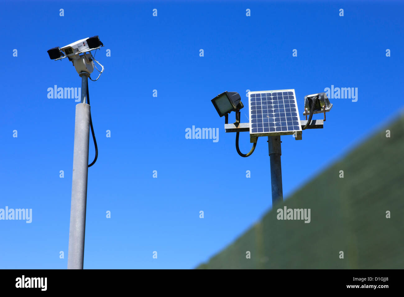Solar cctv on sale pole