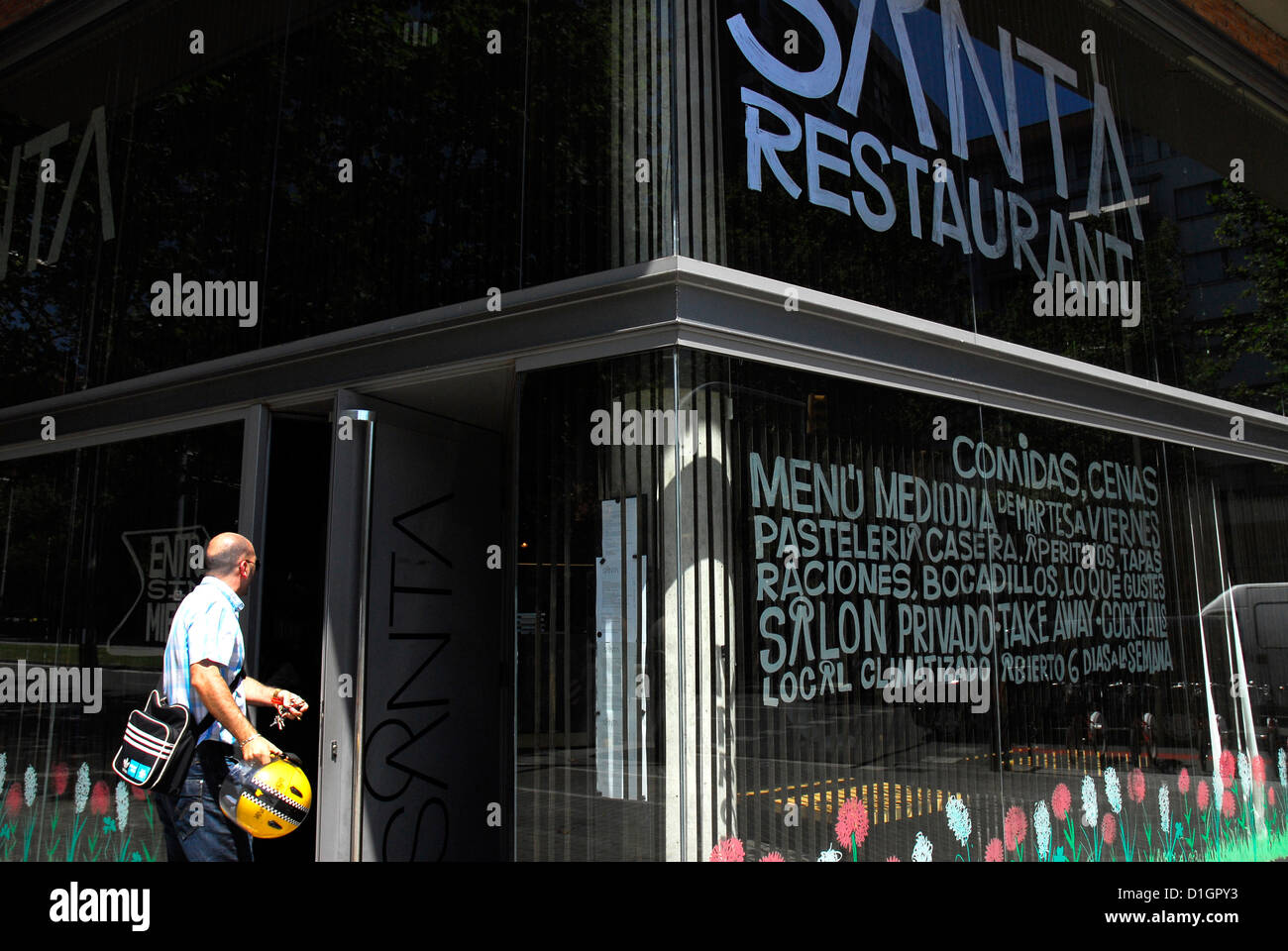 Restaurant La Santa. Meridiana Avenue # 2, Barcelona. Spain Photo: © Rosmi Duaso Stock Photo
