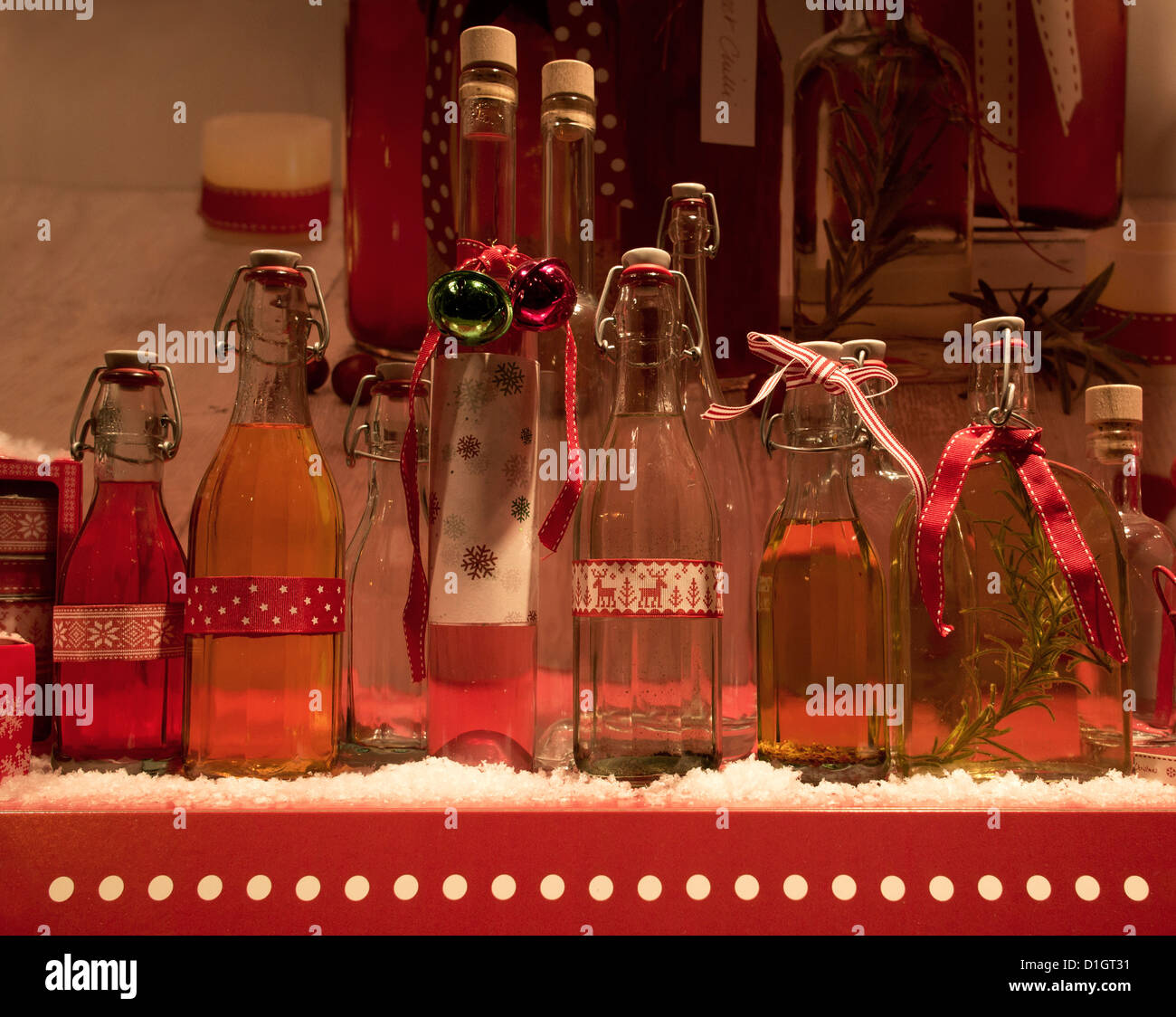 Lakeland Cooking Oils Christmas Window Display Stock Photo