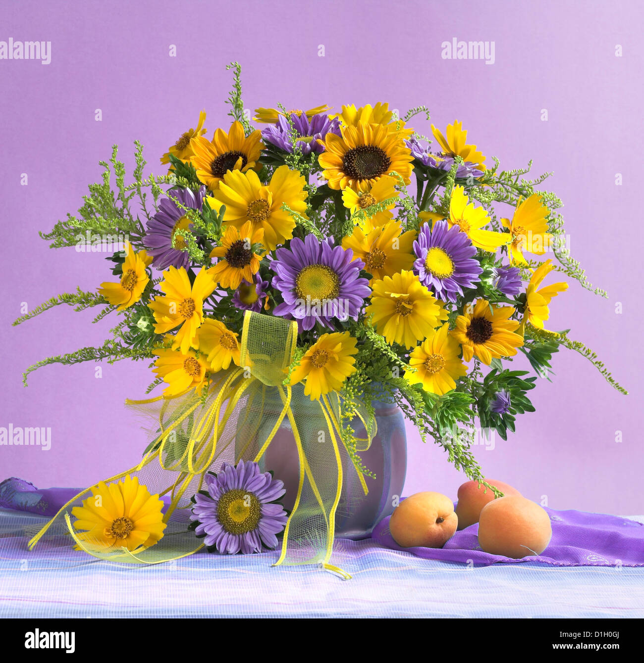 Bouquet of flowers Stock Photo - Alamy