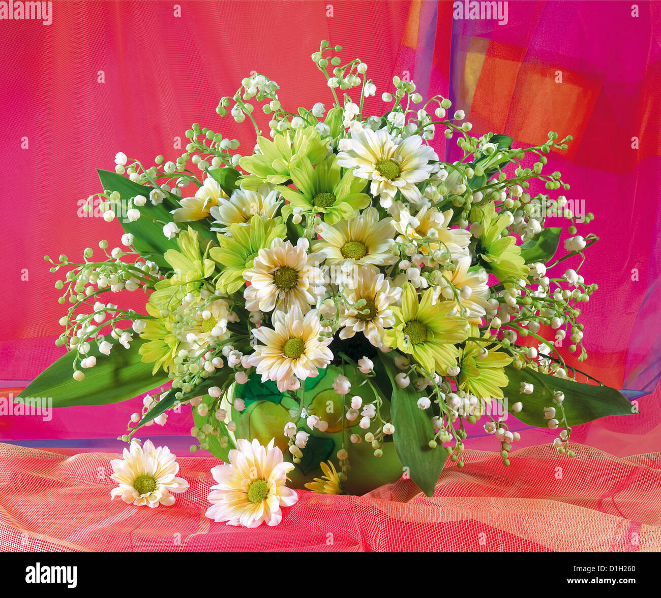 Receive flowers hi-res stock photography and images - Page