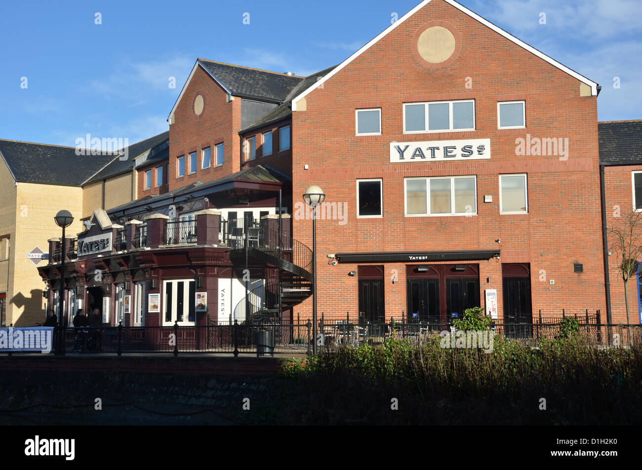yates wine bar chelmsford essex Stock Photo Alamy