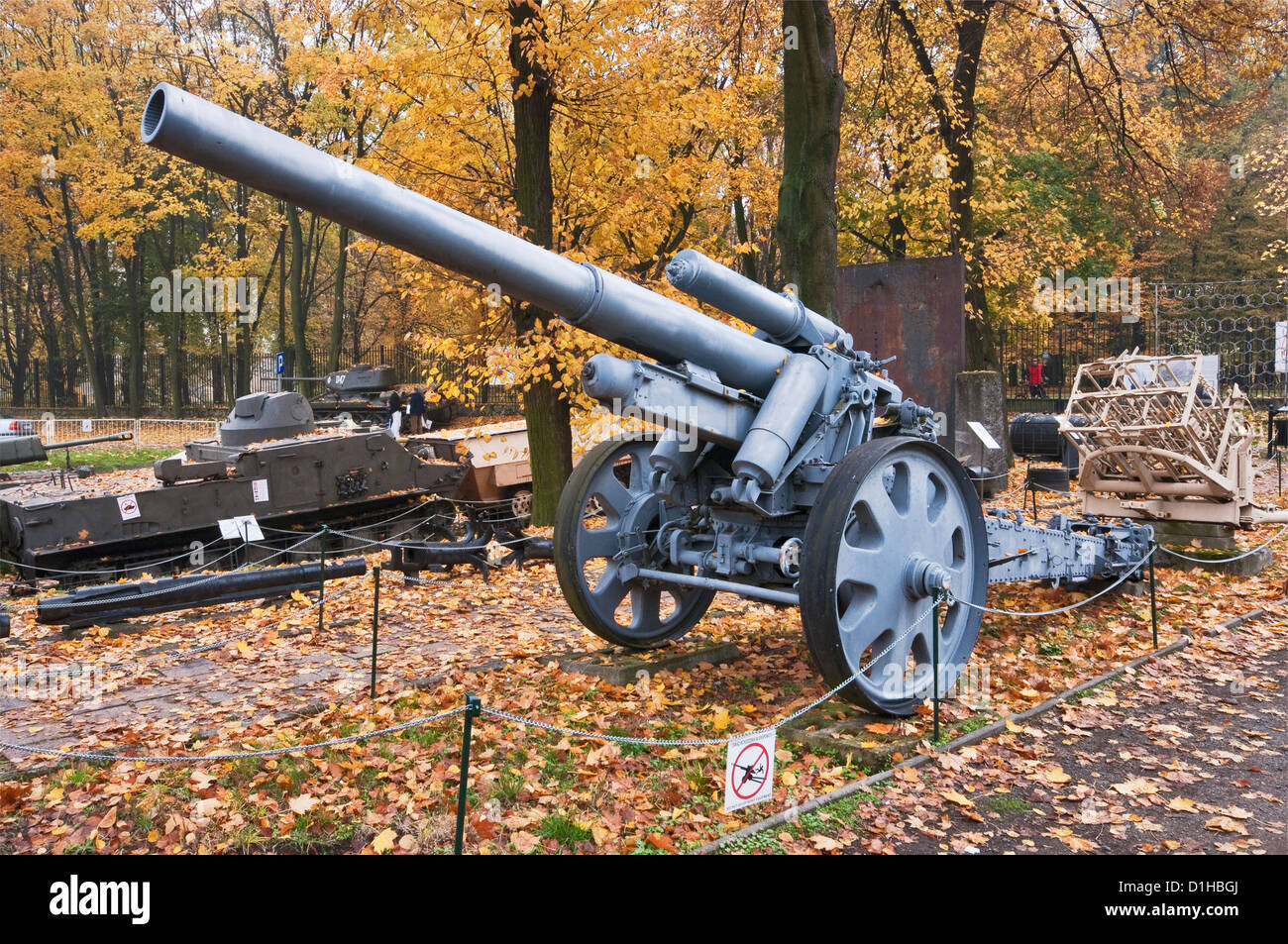 15 cm sFH 18, German WWII heavy field howitzer, Polish Army Museum in Warsaw, Poland Stock Photo