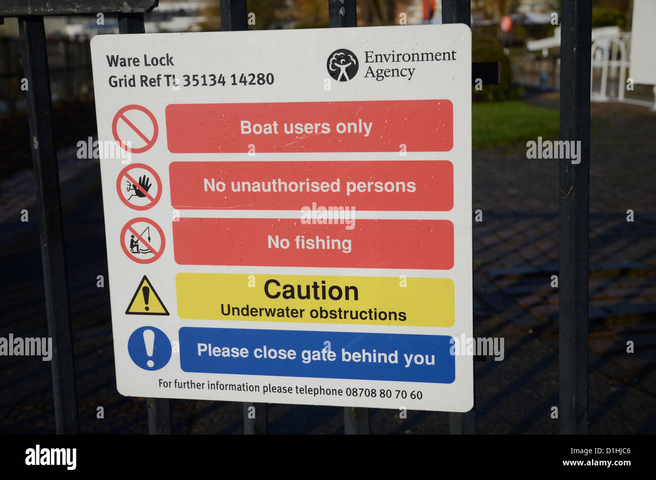 Underwater obstructions sign Stock Photo Alamy