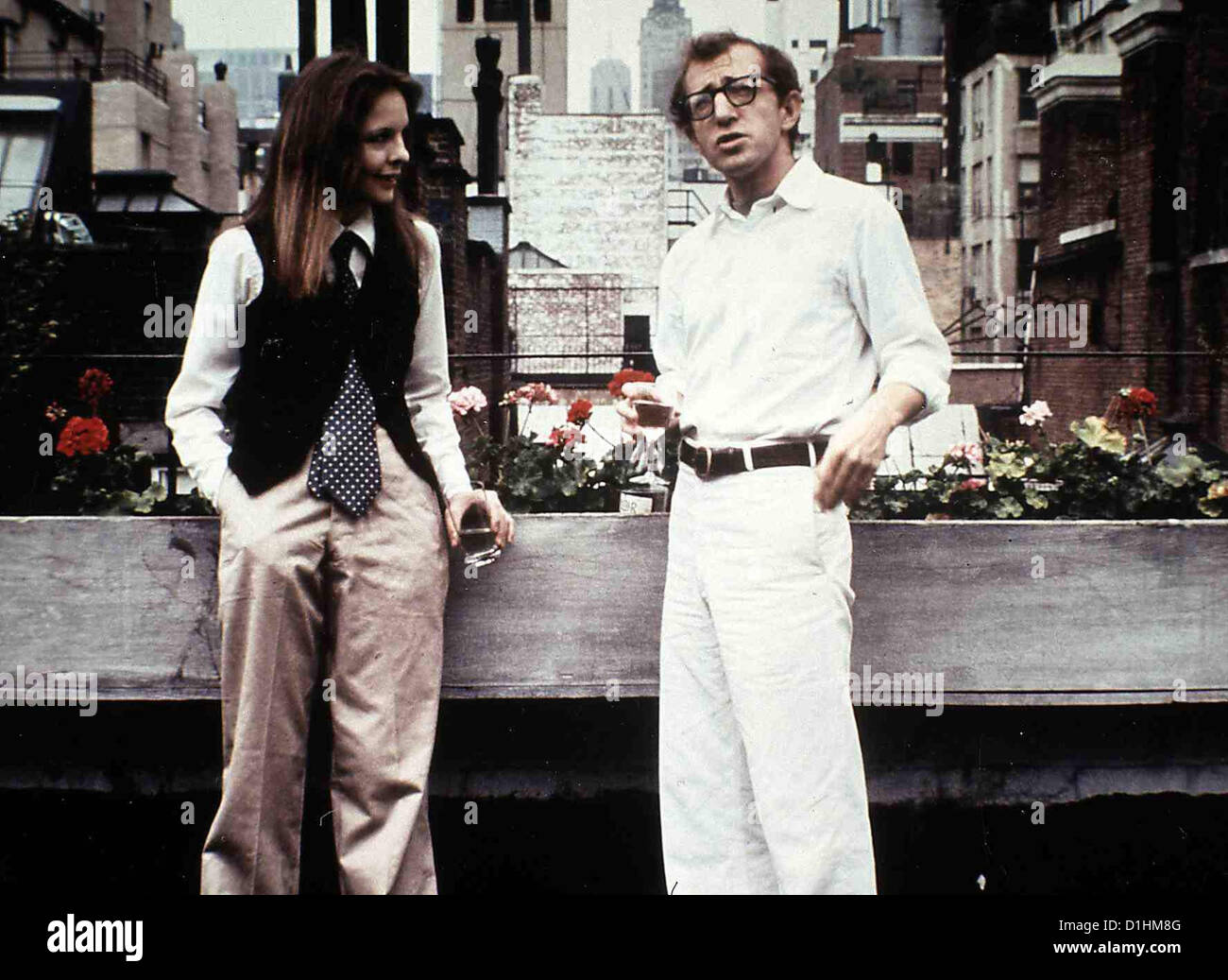 Der Stadtneurotiker  Annie Hall  Diane Keaton, Woody Allen Der New Yorker Komiker Alvy Singer (Woody Allen) ist fasziniert von Stock Photo