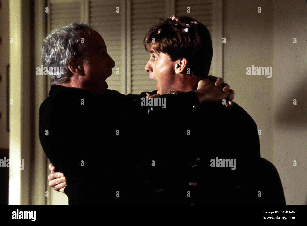 эмилио эстевес слежка. слежка фильм 1993. слежка 2: снова в засаде (1993). слежка фильм 2. 1993 слежка -2 фильм.