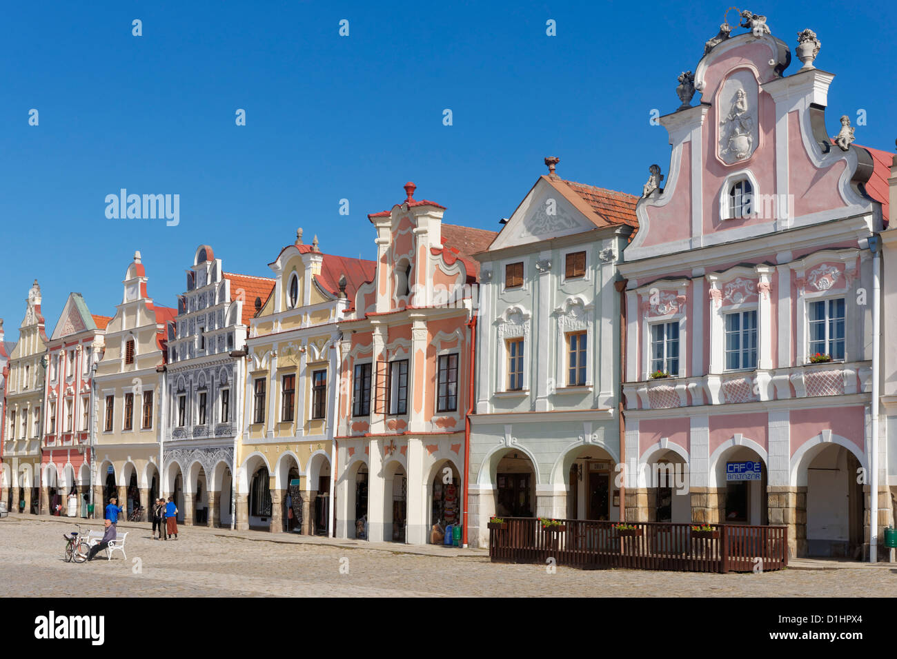 Arcaded Renaissance buildings in the main square of Telc, South Moravia ...
