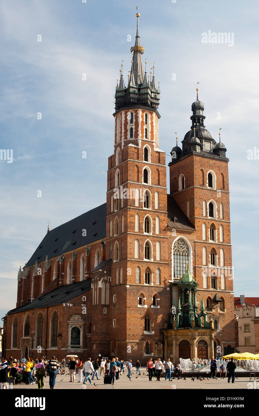 St. Mary's Basilica in Rynek Glówny, the town square in Krakow in southern Poland. Stock Photo