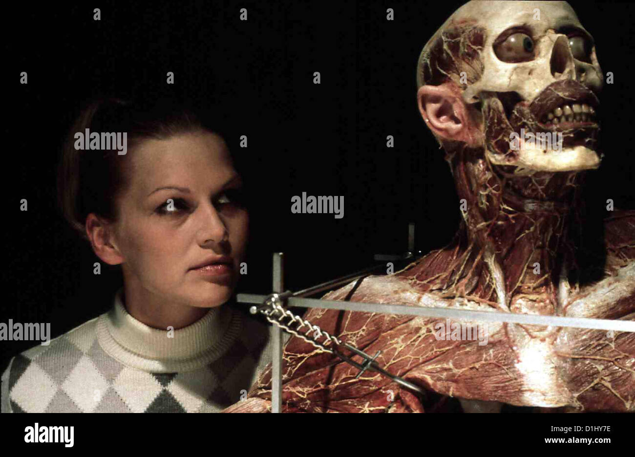Anatomie   Anatomie   Anna Loos *** Local Caption *** 1999  Columbia TriStar Stock Photo