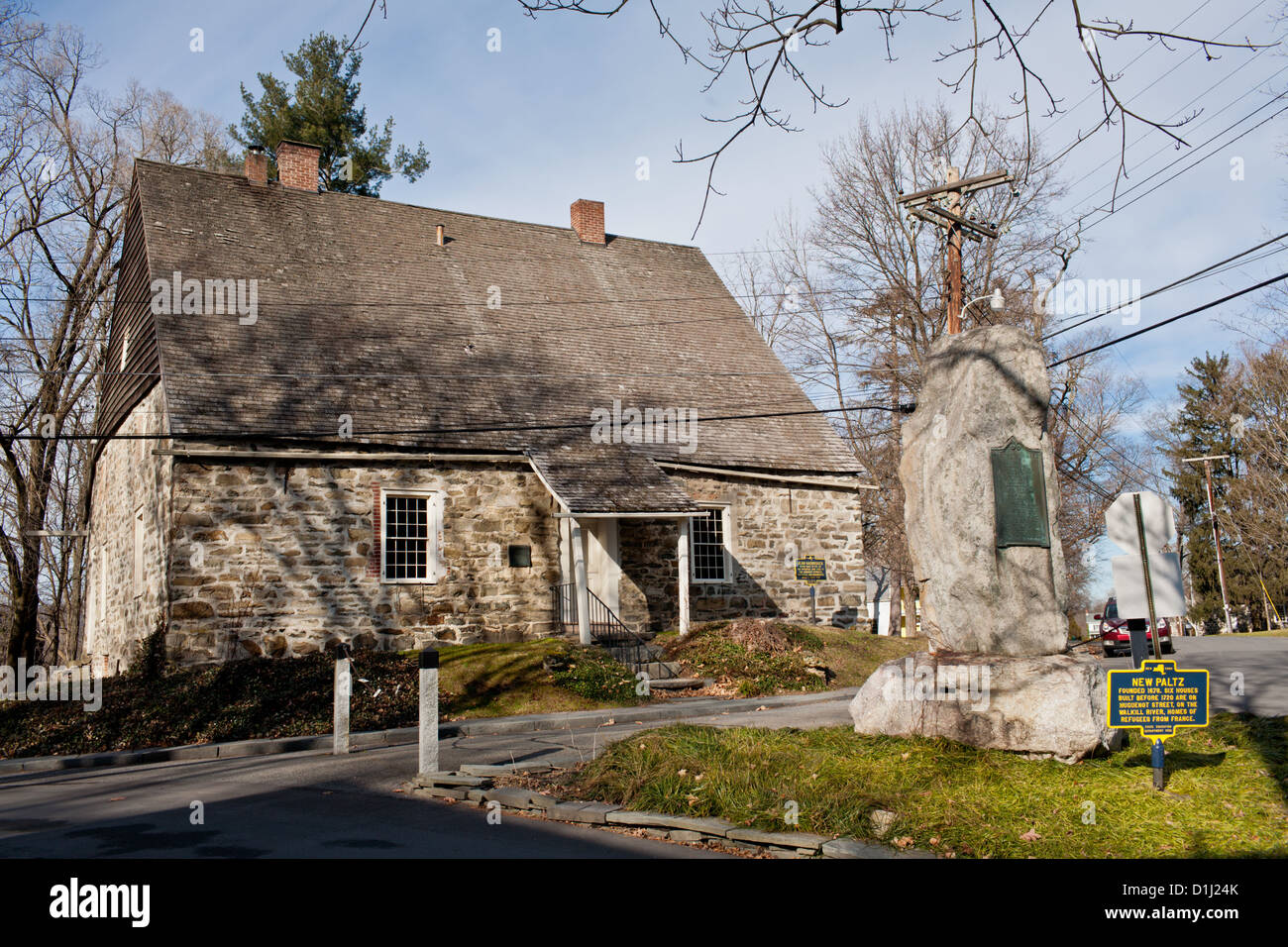 Historic stone home on Huguenot Street, housed settlers from France and Belgium, New Paltz, Ulster County, New York Stock Photo