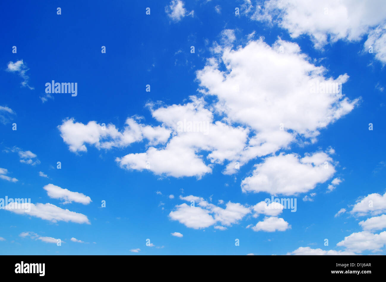 White blue sky background hi-res stock photography and images - Alamy