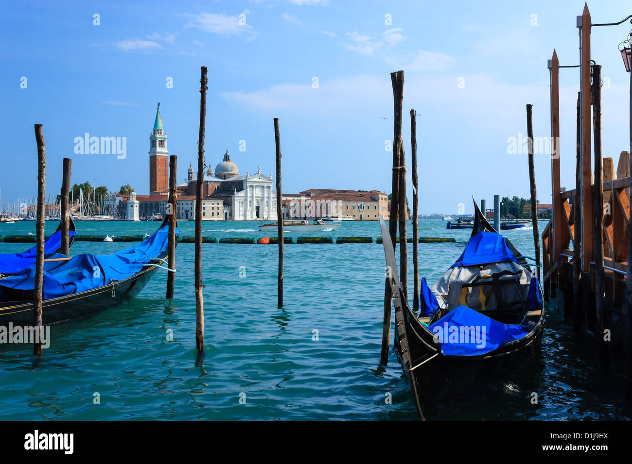 Tower gondola hi-res stock photography and images - Alamy