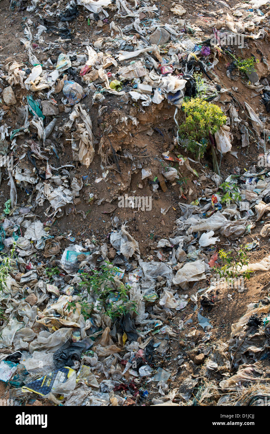 Discarded rubbish with plastic bags in the Indian countryside Stock Photo