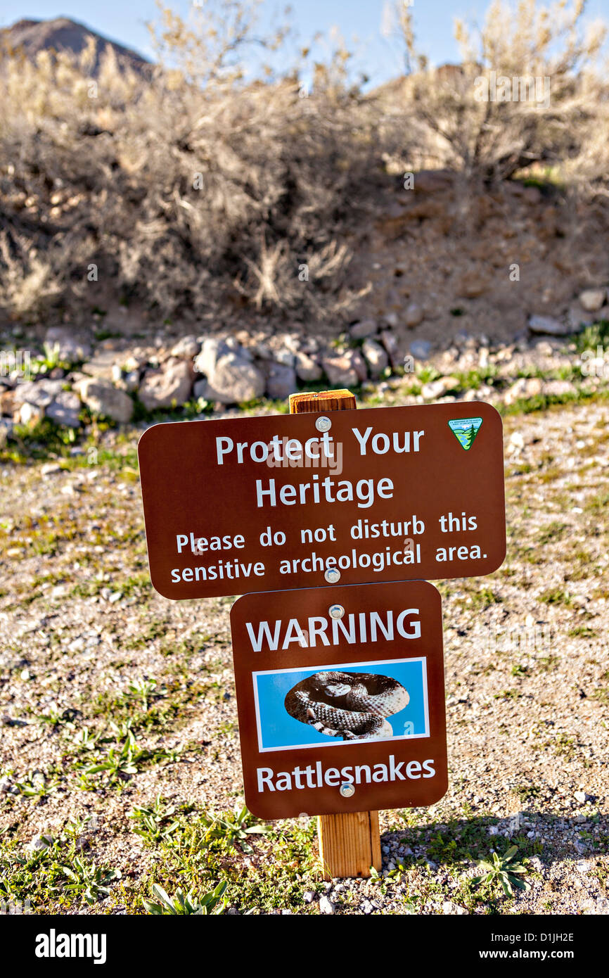 Rattlesnake warning sign usa hires stock photography and images Alamy