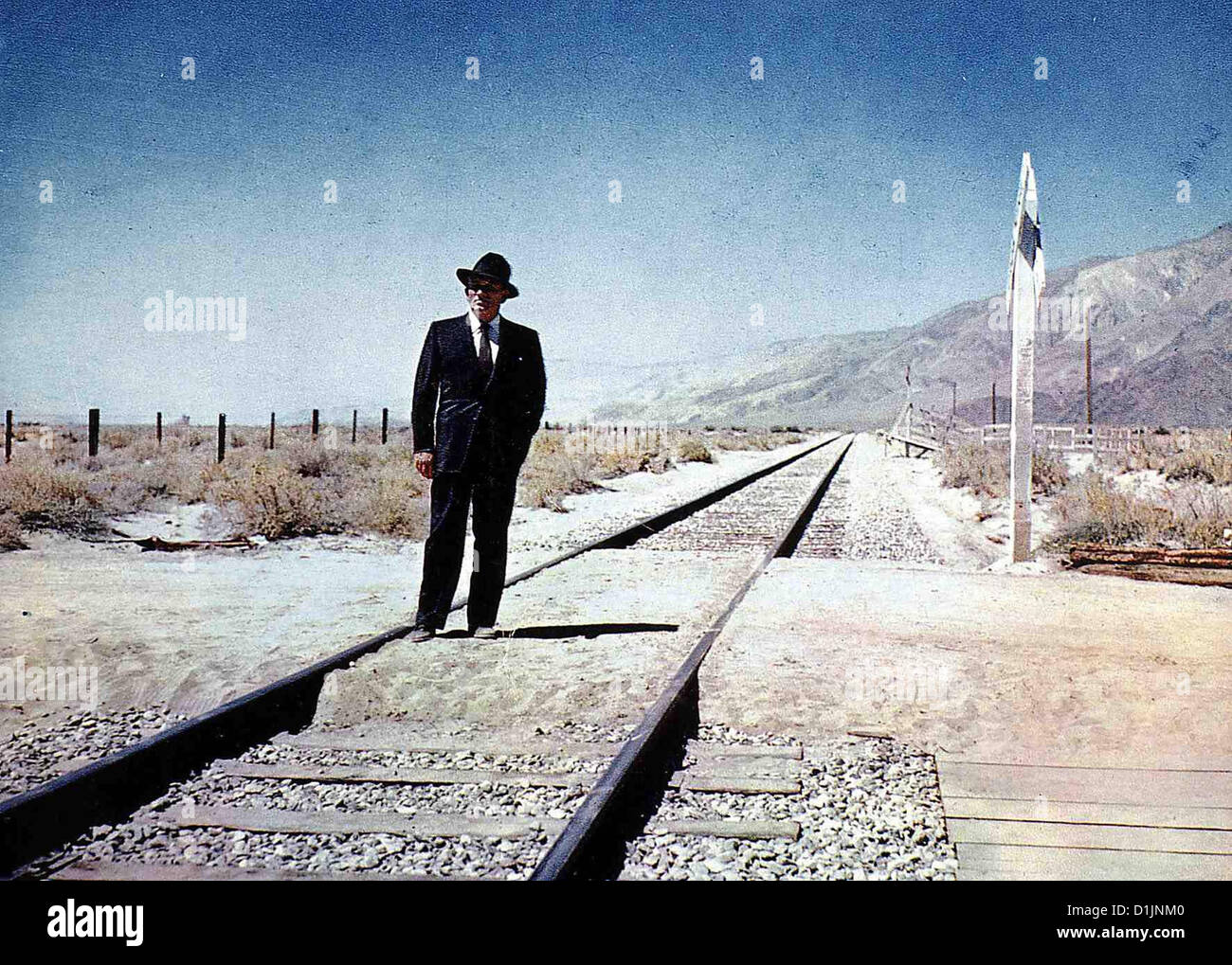 Stadt In Angst   Bad Day At Black Rock   John MacReedy (Spencer Tracy) *** Local Caption *** 1955  -- Stock Photo