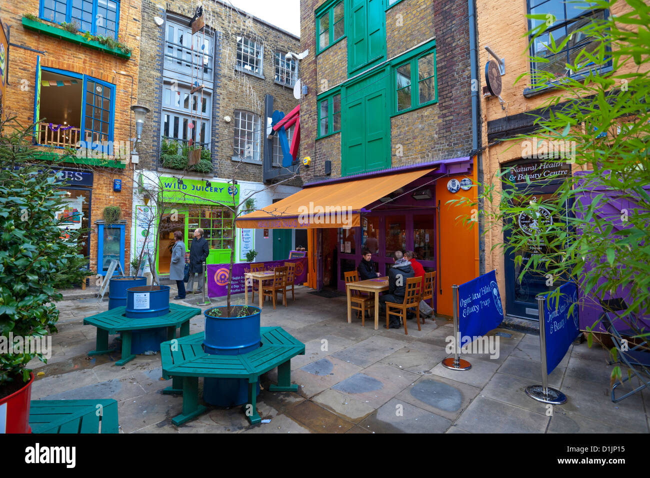 Neals yard london hi-res stock photography and images - Alamy