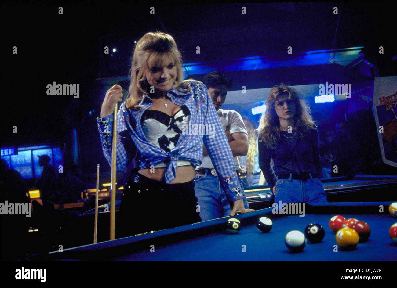 Die Rache Der Schoenheitskoenigin   Beauty's Revenge   Courtney Thorne-Smith, Tracey Gold *** Local Caption *** 1995  -- Stock Photo