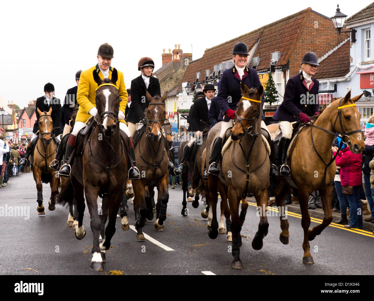 On Boxing Day, 26th December 2012 the Berkeley Hunt ride through the center of Thornbury town in Gloucestershire. Many members of the public turned out in cold weather to support this festive event. Credit:  JMF News / Alamy Live News Stock Photo